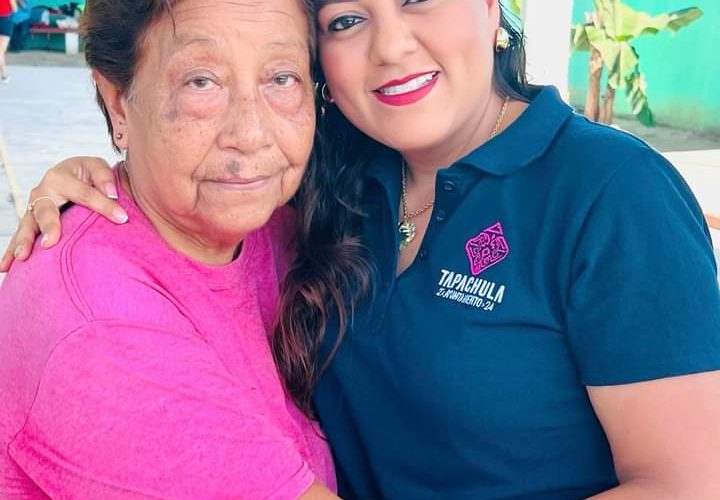Aída Flores Vázquez, acerca diversos servicios integrales y de apoyo a la ciudadanía de Tapachula