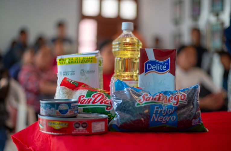 Gobierno de Cacahoatán y DIF entregan beneficios del programa “Barriguita llena, Corazón contento”