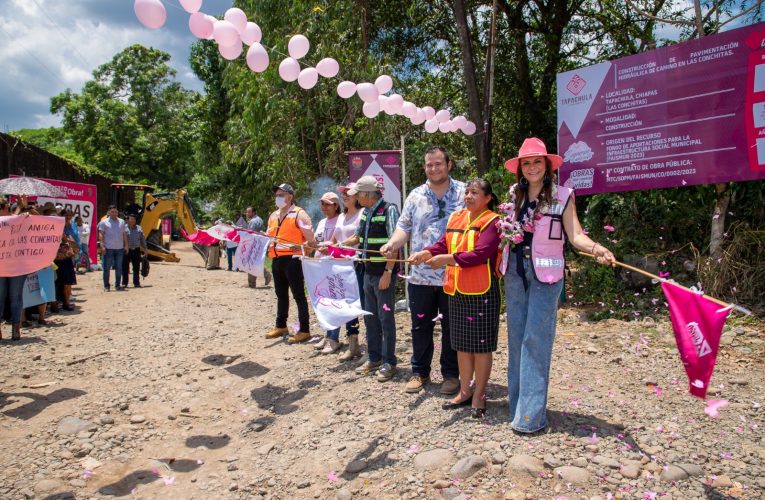 ROSY URBINA DA BANDERAZO DE CONSTRUCCIÓN DE CAMINO DE ACCESO A LA COLONIA LAS CONCHITAS