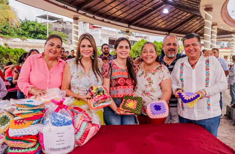 AGRADECE ROSY URBINA PARTICIPACIÓN Y SOLIDARIDAD EN LOS VIERNES DE TEJIDO CON CAUSA