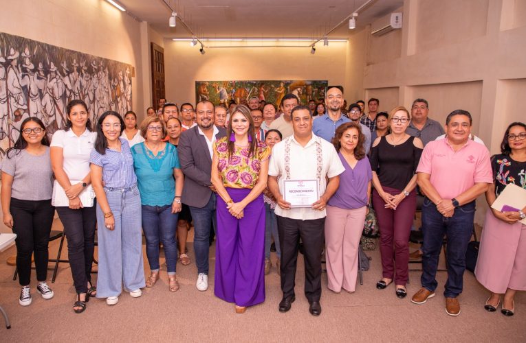 ROSY URBINA PONE EN MARCHA CURSO DE CAPACITACIÓN PARA EMPLEADOS MUNICIPALES