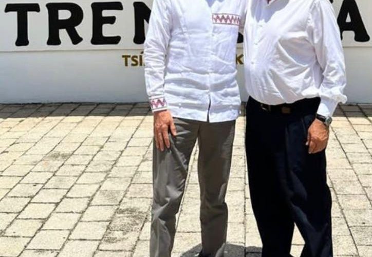 En Palenque, acompaña Rutilio Escandón al presidente AMLO a reunión de seguimiento del Tramo 1 del Tren Maya