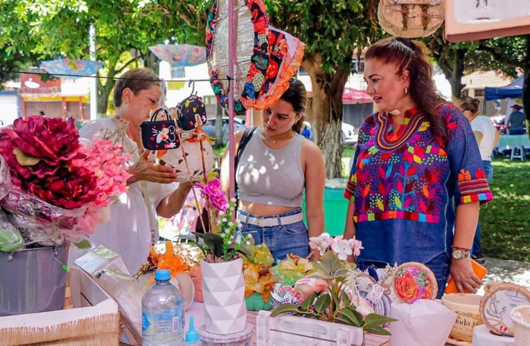 EL TIANGUIS A TU COLONIA FORTALECE LA ECONOMÍA DE EMPRENDEDORES Y PEQUEÑOS COMERCIANTES