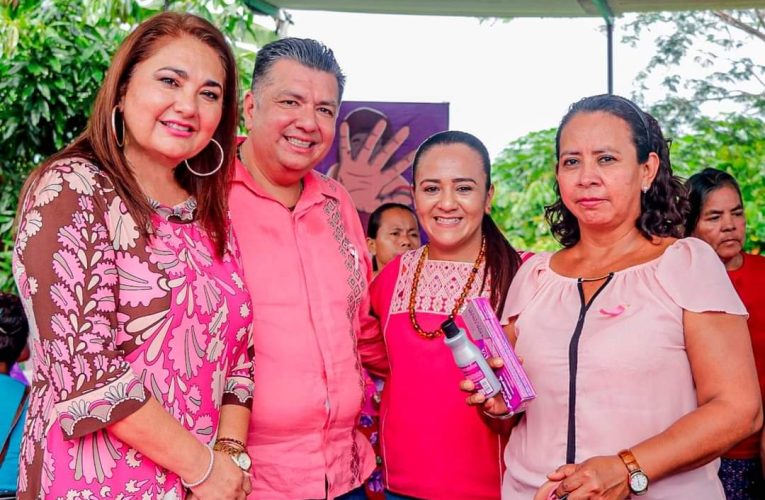 SE REALIZA LA BRIGADA “MUJER ESTAMOS CONTIGO” EN LA COLONIA LA SIERRA 