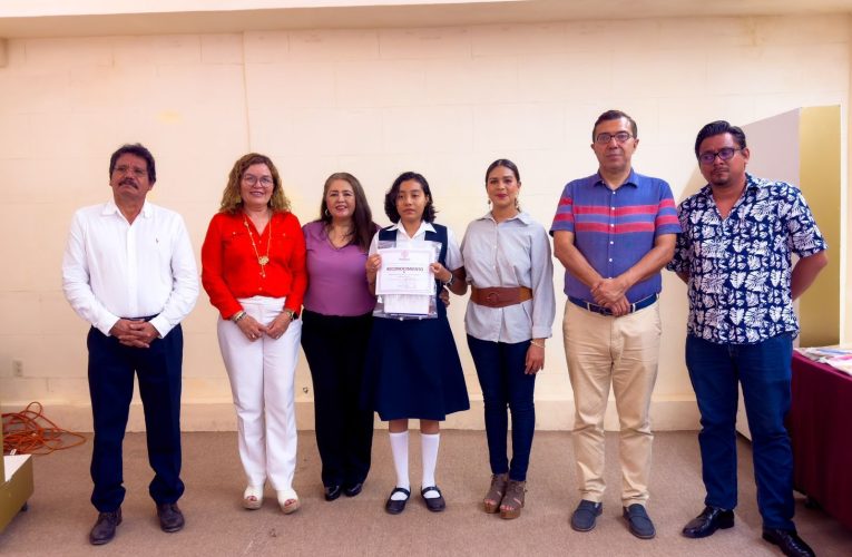 AYUNTAMIENTO DE TAPACHULA REALIZÓ FESTIVAL DE ORATORIA, “JÓVENES FRENTE A LOS PROBLEMAS SOCIALES”