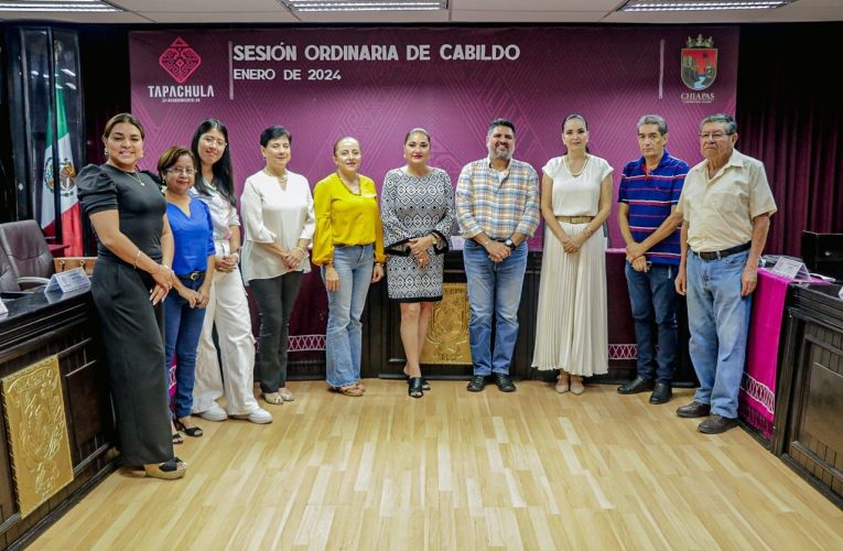 DESIGNAN A NORA SOTO NUEVA PRESIDENTA HONORARIA DEL DIF TAPACHULA