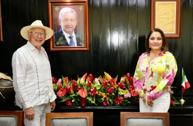 SOSTIENE AYUNTAMIENTO DE TAPACHULA REUNIÓN DE TRABAJO CON EL GOBIERNO ESTATAL Y EL EMBAJADOR DE ESTADOS UNIDOS EN MÉXICO, KEN SALAZAR