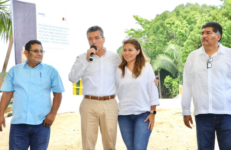 En Huixtla, Rutilio Escandón inauguró la construcción del Puente “Las Morenas”, sobre el Río Maxixapa