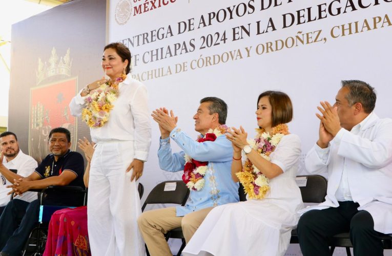 ALCALDESA DE TAPACHULA, GLADIOLA SOTO SOTO ACOMPAÑA AL GOBERNADOR DEL ESTADO, RUTILIO ESCANDÓN CADENAS EN GIRA POR TAPACHULA