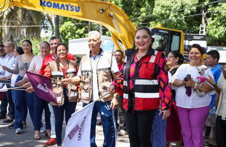 GLADIOLA SOTO SOTO INICIA OBRA DEL CÁRCAMO PLUVIAL EN COLONIA JOAQUÍN DEL PINO DE TAPACHULA