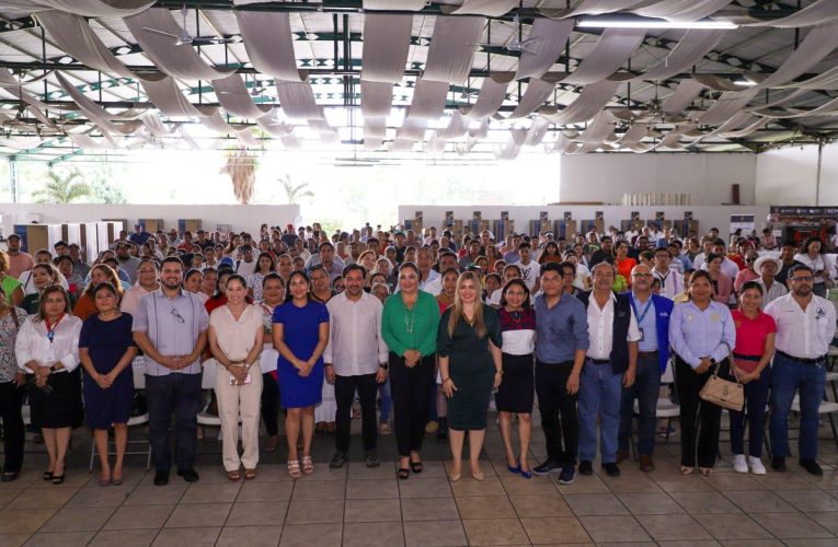 PARTICIPA AYUNTAMIENTO DE TAPACHULA EN LA ENTREGA DE EQUIPAMIENTO PRODUCTIVO PARA EL IMPULSO Y FORTALECIMIENTO DEL EMPLEO 2024