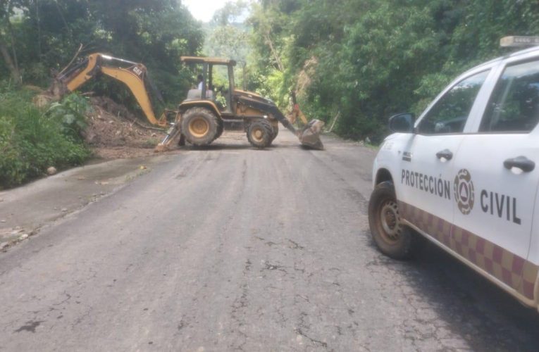 AYUNTAMIENTO DE TAPACHULA CONTINÚA MANTENIMIENTO DE CAMINOS RURALES